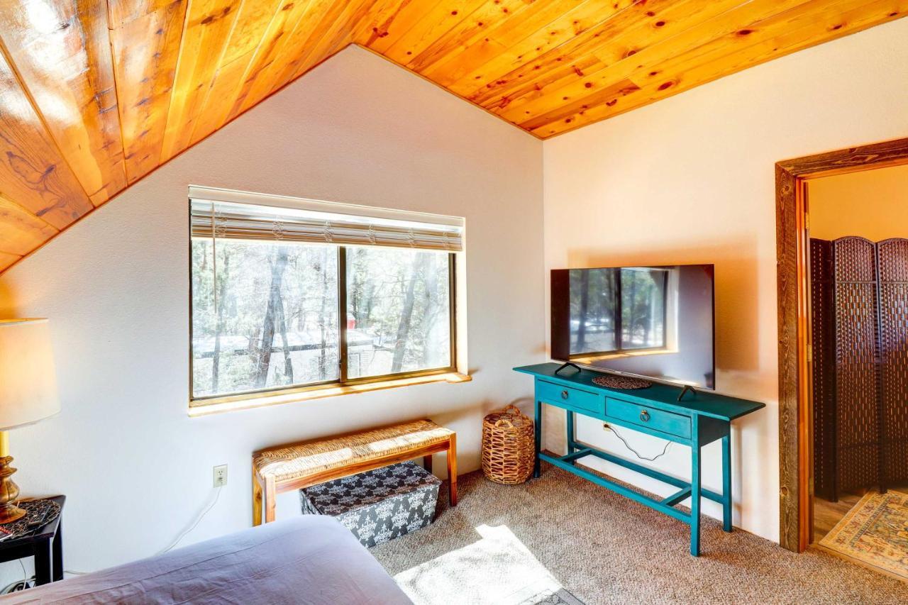 Lakeside Cabin Rental With Hot Tub - Close To Hiking باينتوب ليكسايد المظهر الخارجي الصورة
